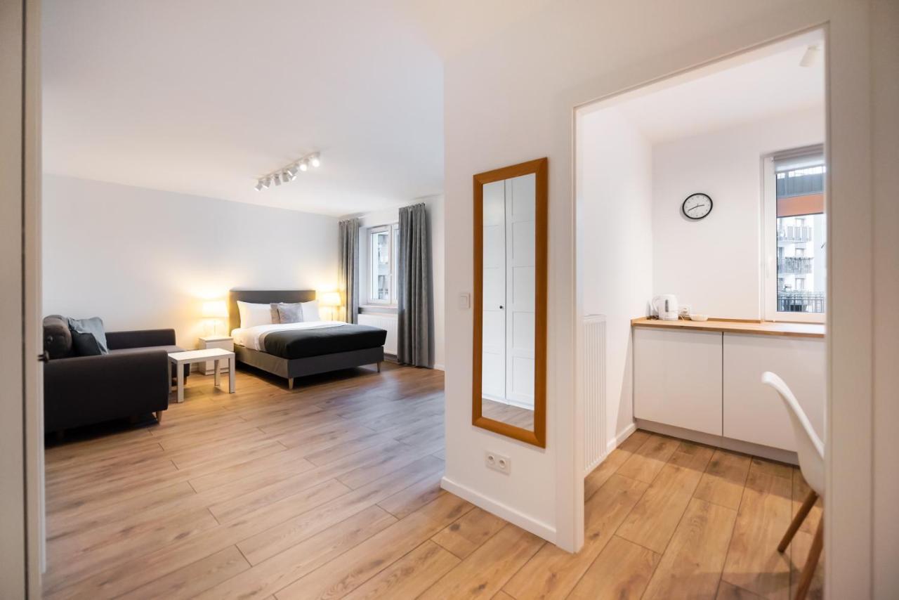 Develia Mala Praga Charming Studio Варшава Экстерьер фото